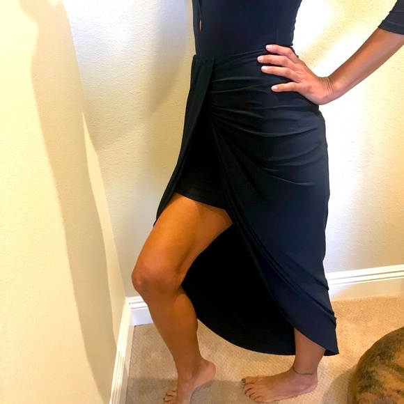 Sexy Navy long dress with criss cross front - Picture 7 of 8